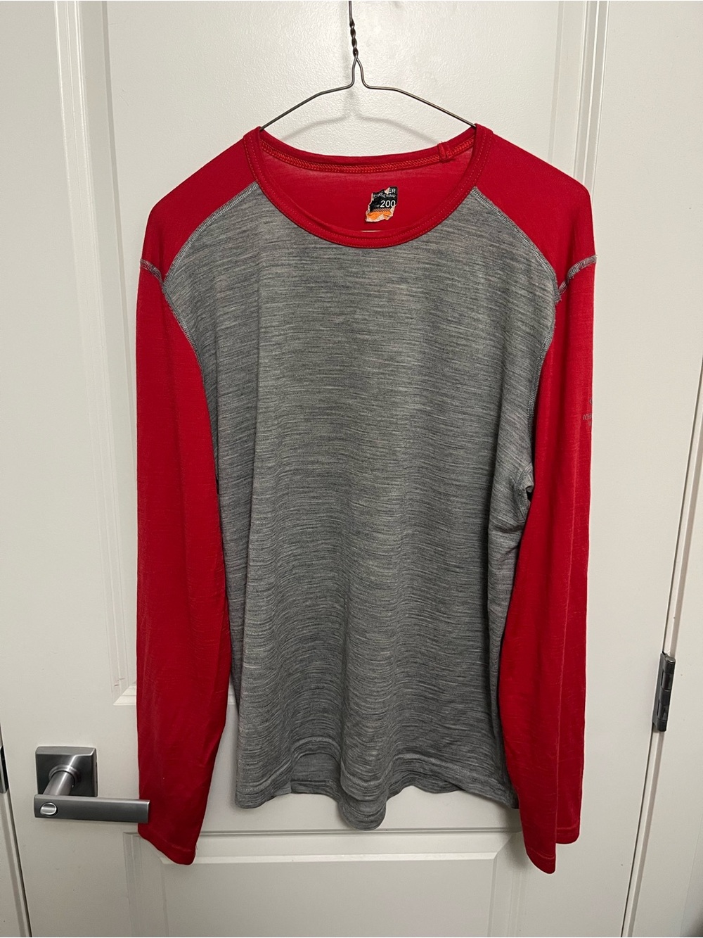 Icebreaker Bodyfit 200 Merino Wool Men's Long Sleeve Baselayer Raglan Crew